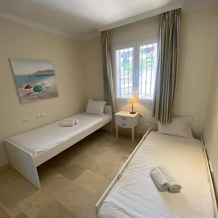 Cozy 2br Beautiful Views Palmeras De Calahonda Apartment *